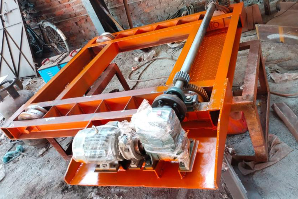 5T-EOT-Crane-Trolley-Fabrication-at-our-factory